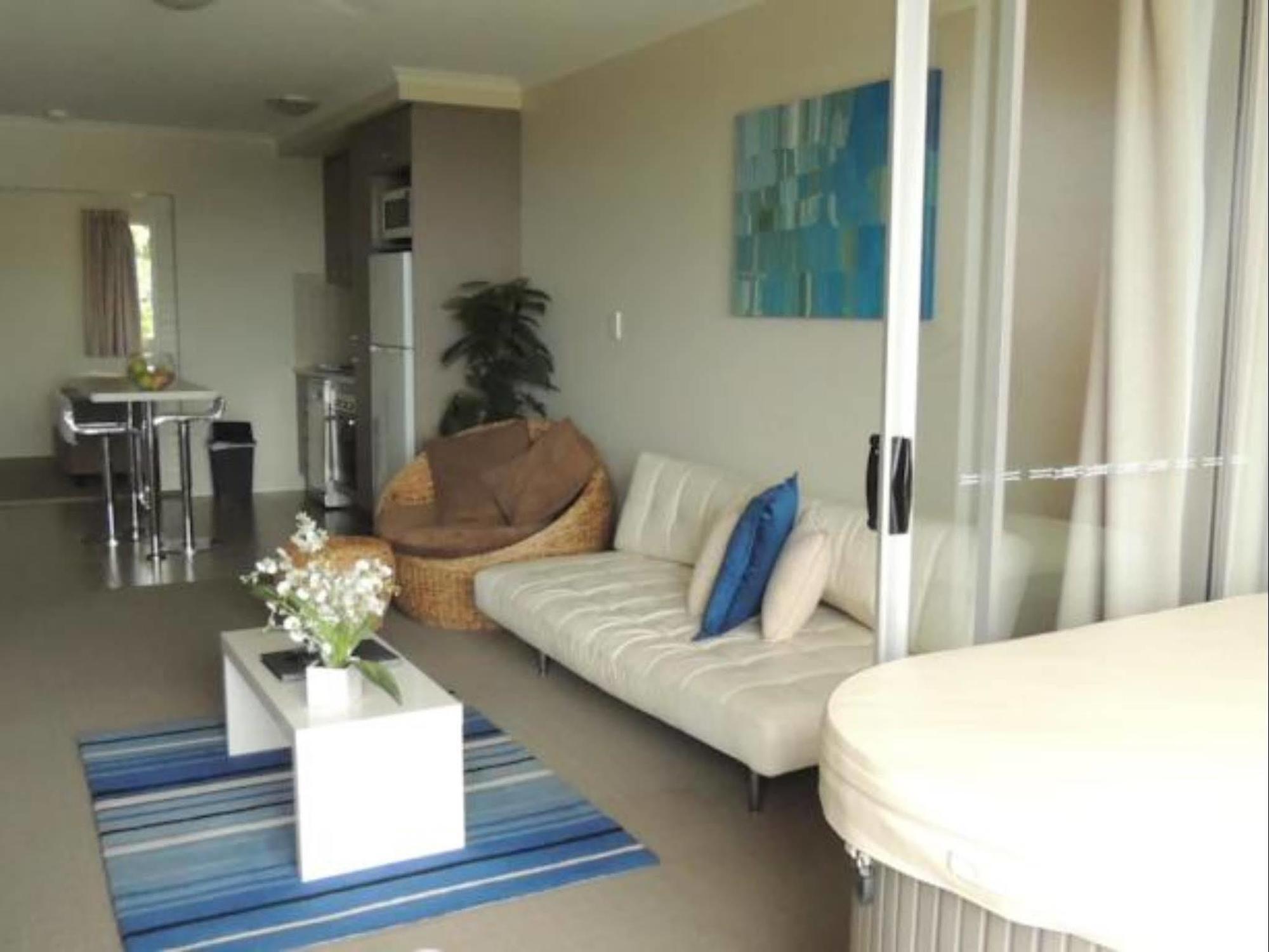 Airlie Central Apartments Airlie Beach Exterior photo